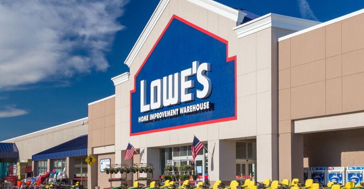 Warnings to Shoppers From Ex-Lowe s Employees - Best Life by jack smith dianne