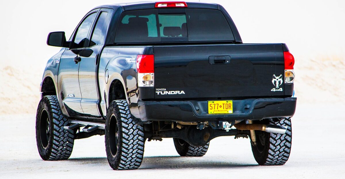 toyota nature tundra pickup desert