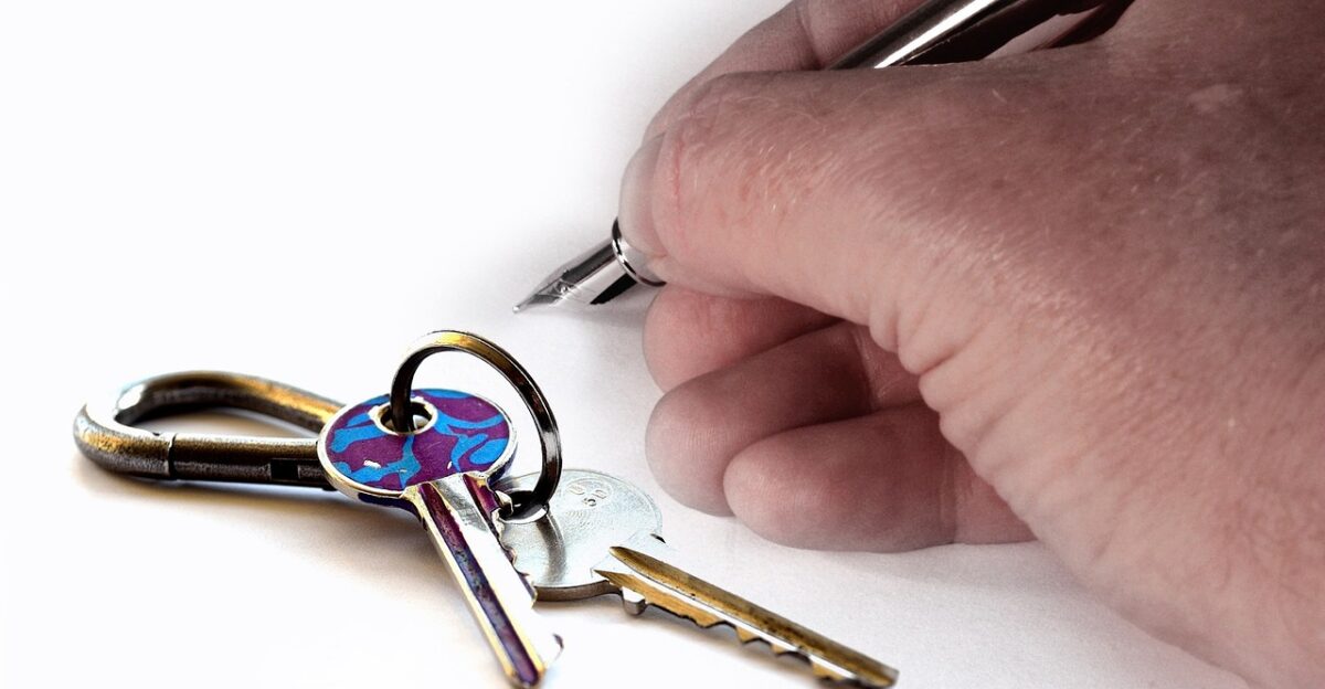 hand key house keys keys pen filler fountain pen signature lease tenant landlord rental contract sign off sign lease tenant tenant tenant tenant landlord landlord landlord landlord landlord rental rental rental contract contract