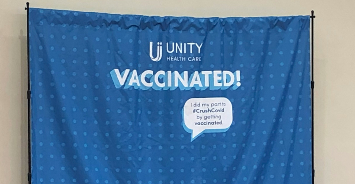 black and gray chair near blue wall